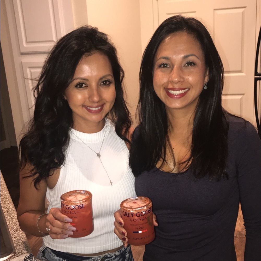 Meet your Posher, Monica